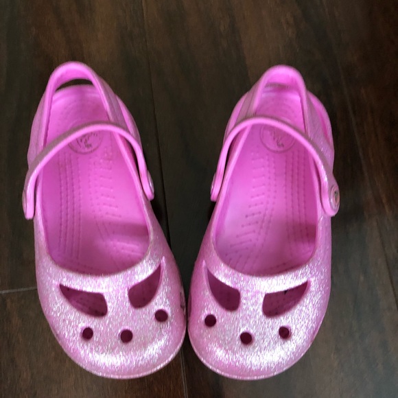 pink sparkly crocs